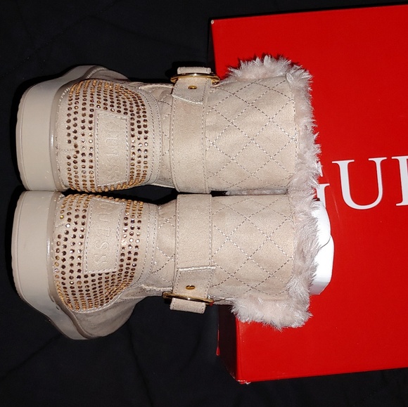 NWT  Guess Boots, with original box! - Picture 8 of 8